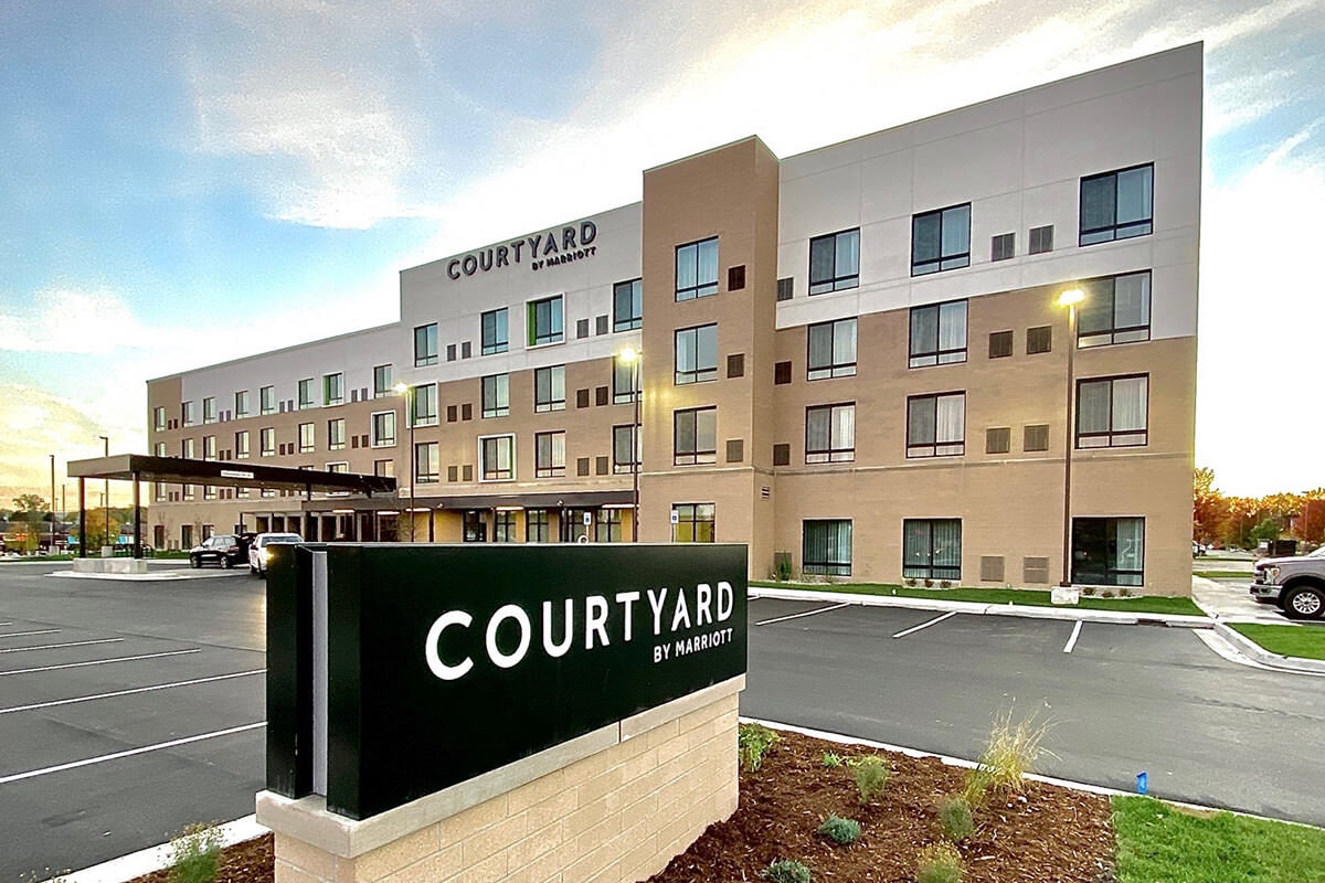 Courtyard East Lansing Okemos